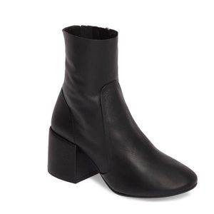 Jeffrey Campbell Ashcroft Black Booties 41
